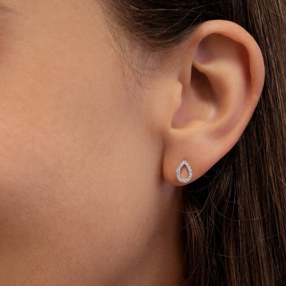 Diamond Jewelry | 14K White Gold Diamond Earrings - Glittering Drop