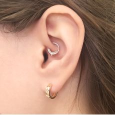 14K Yellow Gold Women's Hoop Earrings - Diamond Engraving Hoop S