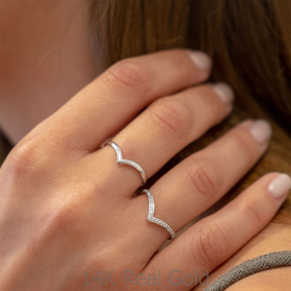 Women’s Gold Jewelry | Ring in 14K White Gold - Delicate V